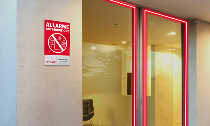 Serratura Smartlock apertura porta in caso di emergenza