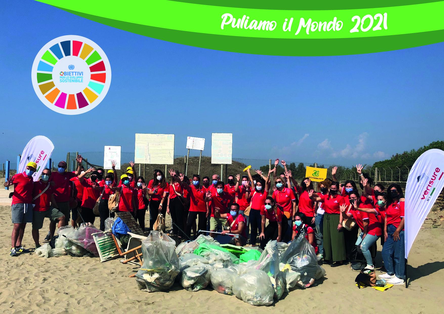 Team Verisure durante volontariato aziendale Puliamo il Mondo con Legambiente